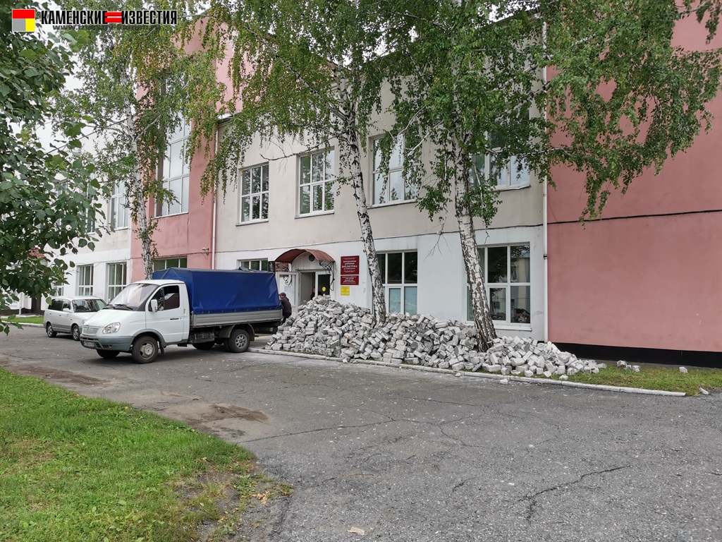 ремонт библиотеки и музыкальной школы