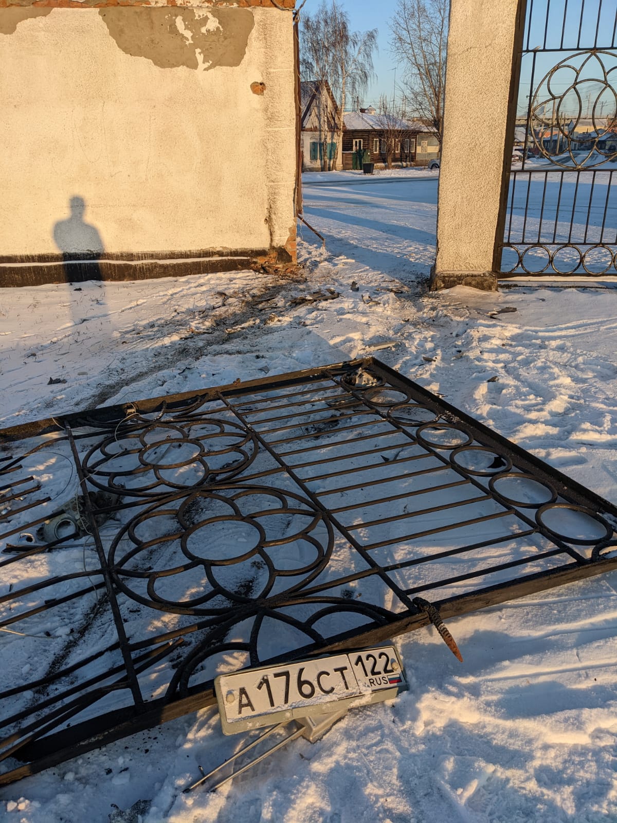 протаранили ворота на Спартаке