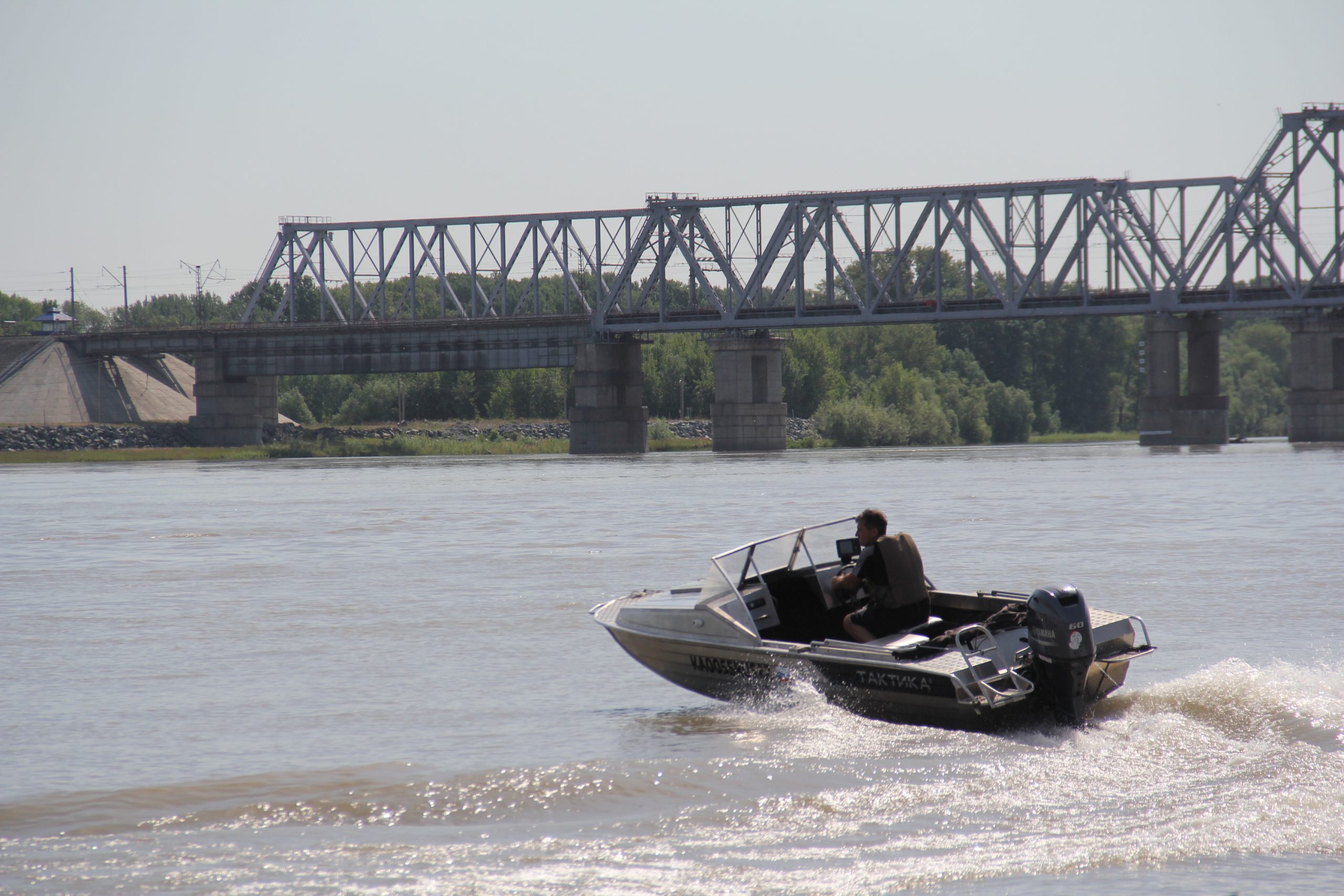 лодочные гонки в Камне-на-Оби