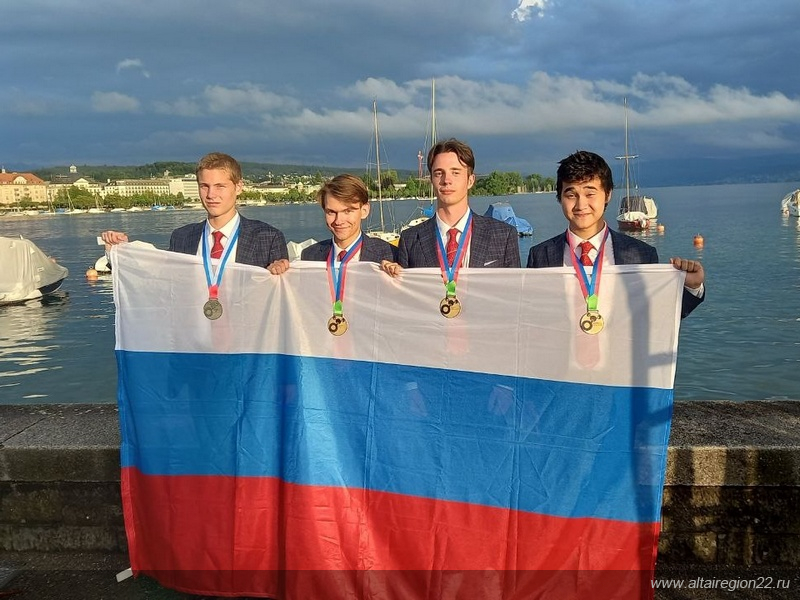 5ca7e6d1edd31a1b211d_2000x_800_big