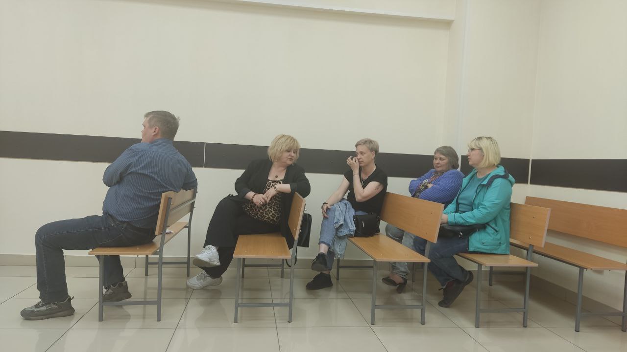 насвинячили