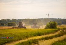 В Каменском районе уборочная кампания проведена на 64%