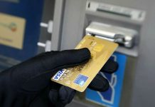 В России вступают в силу новые законы о банковских картах