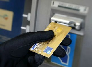 В России вступают в силу новые законы о банковских картах