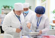 В Камне-на-Оби выбрали лучшего ветеринарного фельдшера края. Видео Вести Алтай