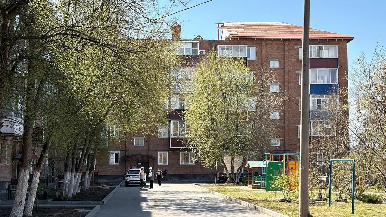 двор Новоярковский тракт, 14