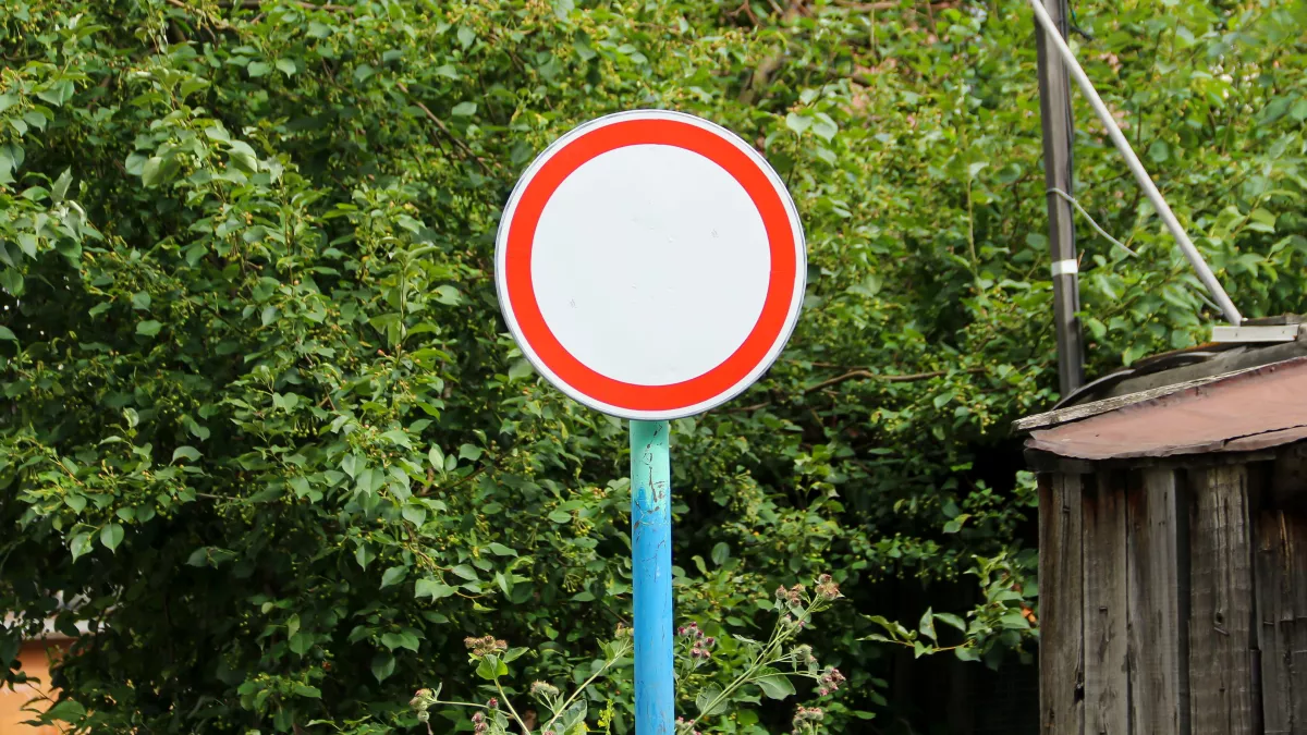 дорожный знак
