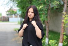 Юная воспитанница каменского тренера Игоря Шагова принесла региону медаль первенства России по боксу.